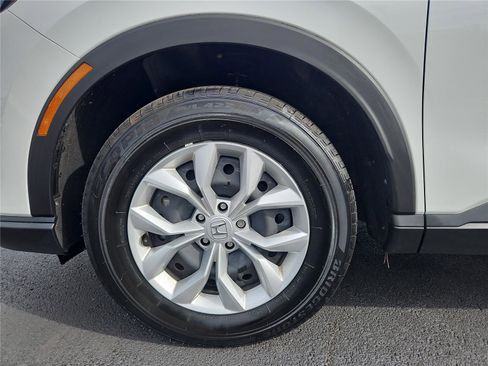 Used 2025 Honda CR-V LX image 11