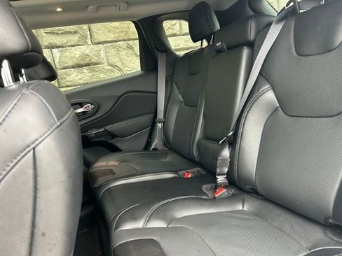 Certified 2023 Jeep Cherokee Altitude Lux w/ Lux Elite Package image 9