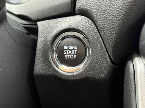 Used 2025 Toyota RAV4 XLE w/ Weather Package image 33