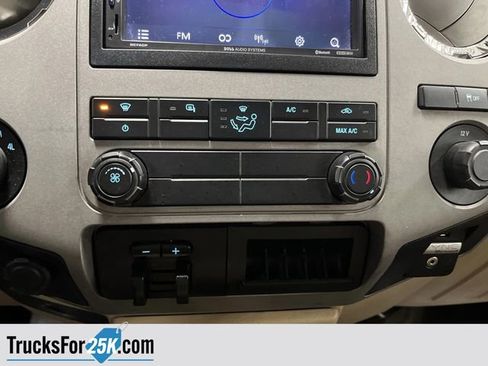 Used 2015 Ford F350 XLT w/ Snow Plow Prep Package image 15