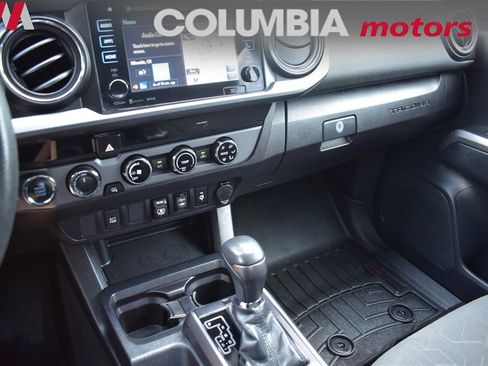 Used 2018 Toyota Tacoma TRD Off-Road image 20