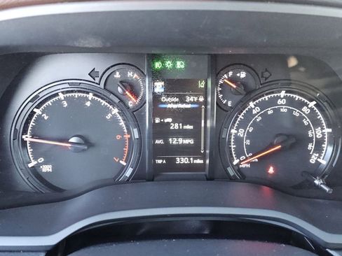 Used 2024 Toyota 4Runner SR5 Premium image 34