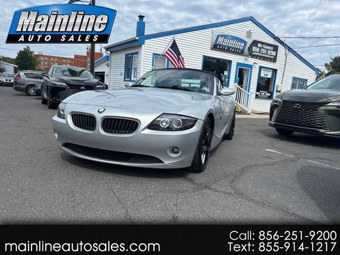 Used 2004 BMW Z4 2.5i RWD image 1