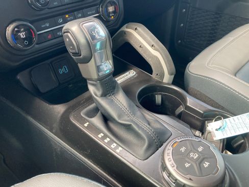 Certified 2021 Ford Bronco Outer Banks image 18