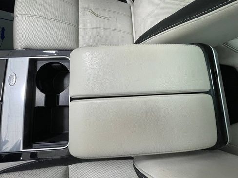 Used 2019 Land Rover Range Rover Velar S AWD/4WD image 20