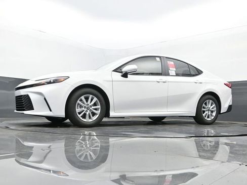 New 2026 Toyota Camry LE FWD image 25