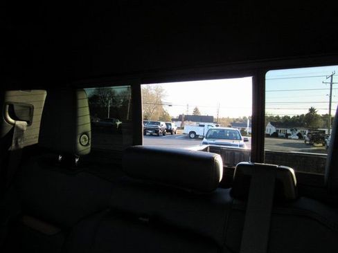 Used 2021 GMC Sierra 2500 AT4 w/ AT4 Premium Plus Package image 30