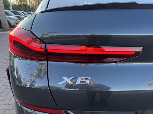 Used 2022 BMW X6 xDrive40i w/ M Sport Package image 43