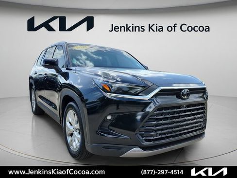 Used 2026 Toyota Grand Highlander AWD Hybrid image 2