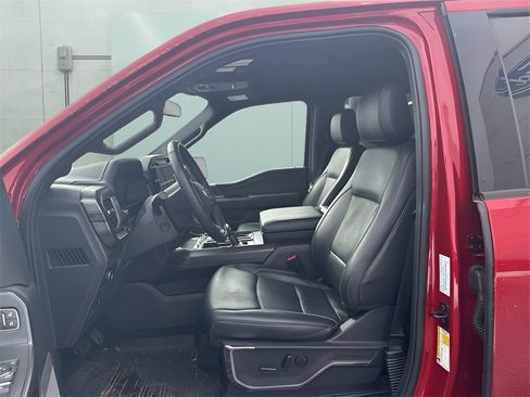 Used 2024 Ford F150 Lariat w/ FX4 Off-Road Package image 7