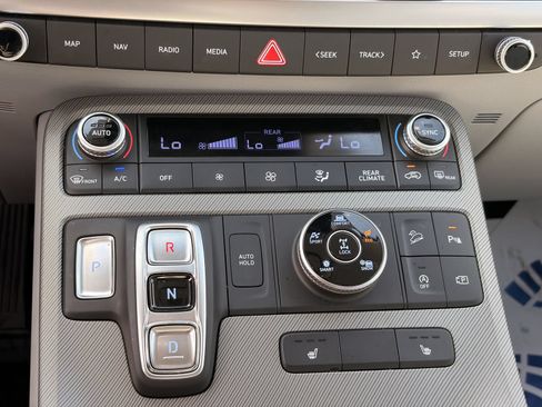 Used 2025 Hyundai Palisade SEL AWD/4WD image 23