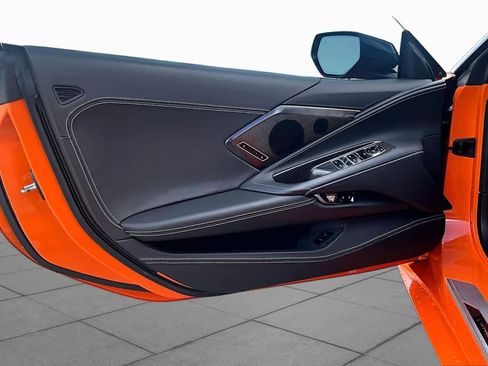 Used 2023 Chevrolet Corvette Stingray Premium Conv w/ Z51 Performance Package RWD image 19