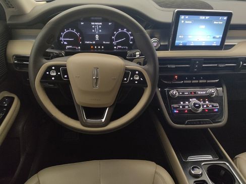 Used 2022 Lincoln Corsair FWD image 22
