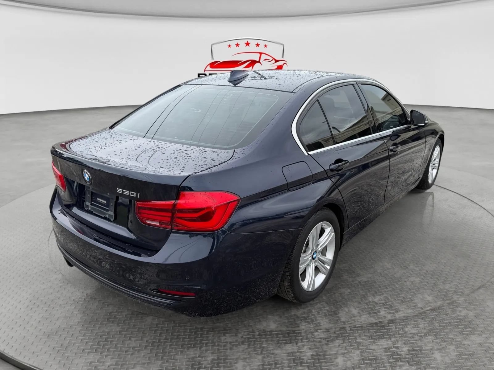 Used 2017 BMW 330i Sedan RWD image 5
