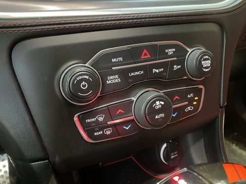 Used 2022 Dodge Charger Scat Pack RWD image 30