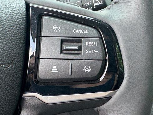 Used 2026 Honda Odyssey Touring image 24