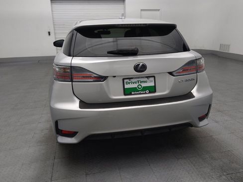 Used 2015 Lexus CT 200h w/ Navigation Package FWD image 6