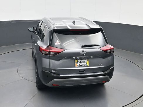 Used 2023 Nissan Rogue SV w/ SV Premium B Package image 18