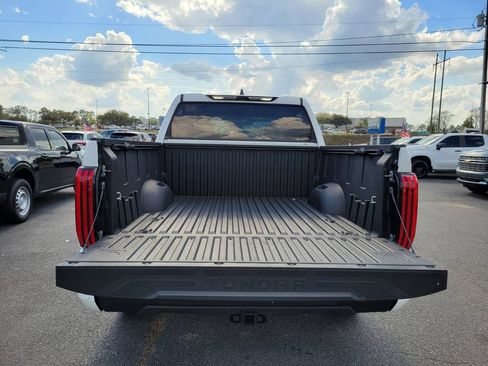Used 2023 Toyota Tundra SR5 w/ SR5 Convenience Package AWD/4WD image 12