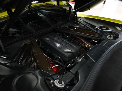Used 2020 Chevrolet Corvette Stingray Premium Cpe w/ 3LT Preferred Equipment Group RWD image 25