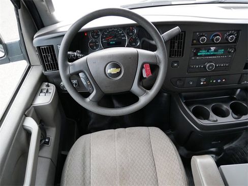 Used 2021 Chevrolet Express 2500 w/ Driver Convenience Package image 9