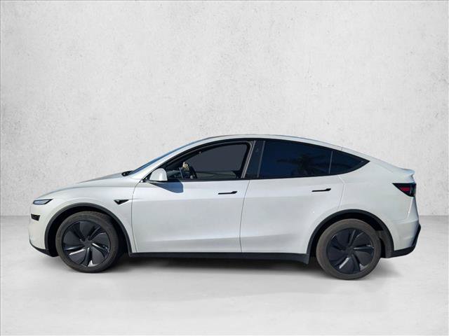 Used 2026 Tesla Model Y AWD image 8