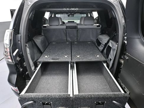 Used 2023 Lexus GX 460 w/ Black Line Special Edition AWD/4WD image 43