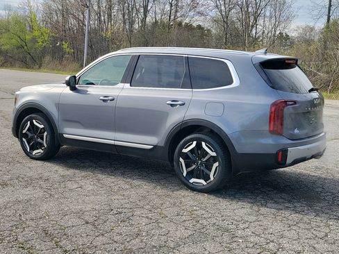 Used 2024 Kia Telluride S w/ S Sunroof Package AWD/4WD image 7