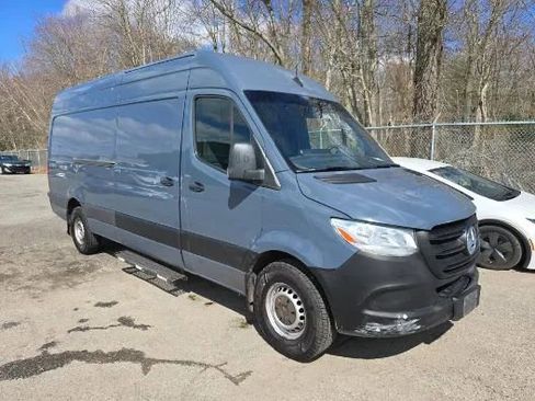Used 2019 Mercedes-Benz Sprinter 170 image 3