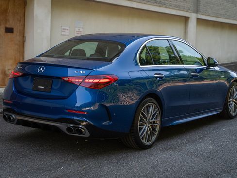 Used 2023 Mercedes-Benz C 43 AMG 4MATIC Sedan image 7