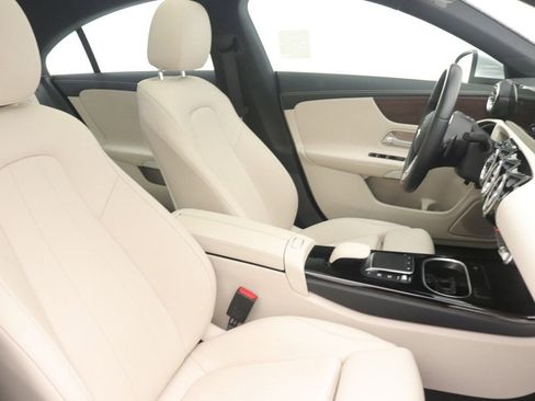 Certified 2023 Mercedes-Benz CLA 250 image 31