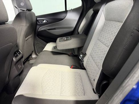 Used 2022 Chevrolet Equinox LS w/ LS Convenience Package FWD image 25