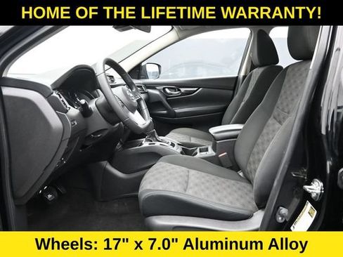 Used 2022 Nissan Rogue Sport SV AWD/4WD image 14