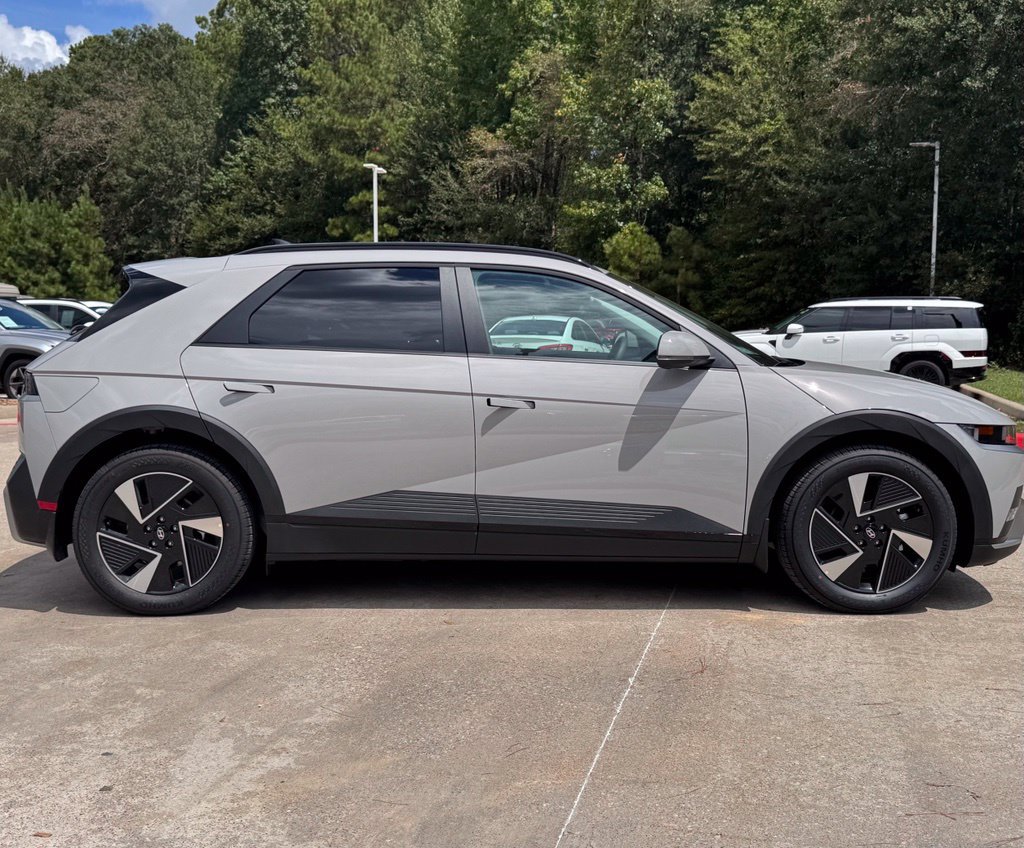 New 2027 Hyundai Ioniq 5 SEL RWD image 11