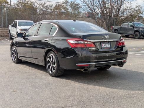Used 2017 Honda Accord EX-L image 6