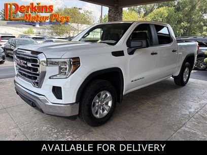 Used 2019 GMC Sierra 1500 4x4 Crew Cab w/ Convenience Package