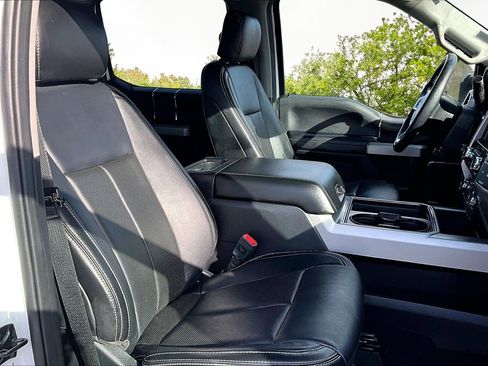 Used 2020 Ford F250 Lariat w/ Tremor Off-Road Package image 7