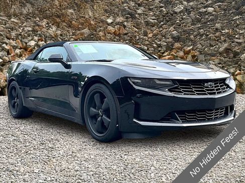 Used 2020 Chevrolet Camaro LT RWD image 9