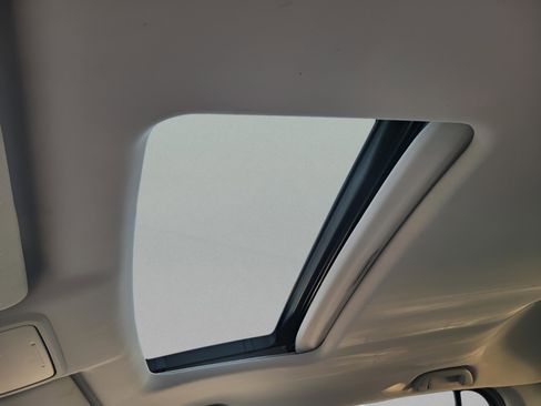 Certified 2018 Honda Ridgeline RTL-E image 15