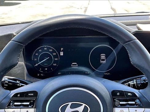 Certified 2025 Hyundai Elantra SEL image 13