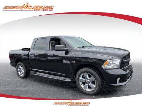 Used 2017 RAM 1500 Express AWD/4WD image 1