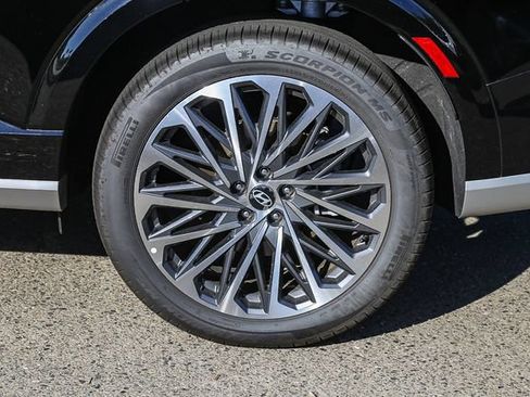 Used 2026 Hyundai Palisade Calligraphy AWD/4WD image 12