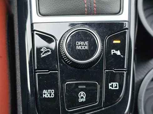 Used 2023 Kia Sportage SX image 12