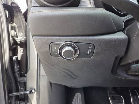 Used 2025 Alfa Romeo Tonale w/ Premium Package image 31