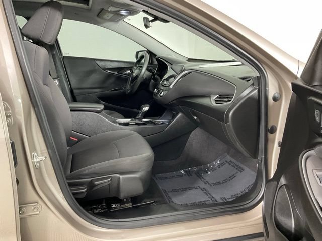 Used 2023 Chevrolet Malibu LT w/ Driver Confidence Package FWD image 27