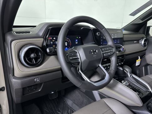 New 2026 Chevrolet Colorado ZR2 w/ Technology Package image 45