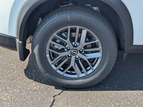 New 2026 Nissan Rogue S image 10