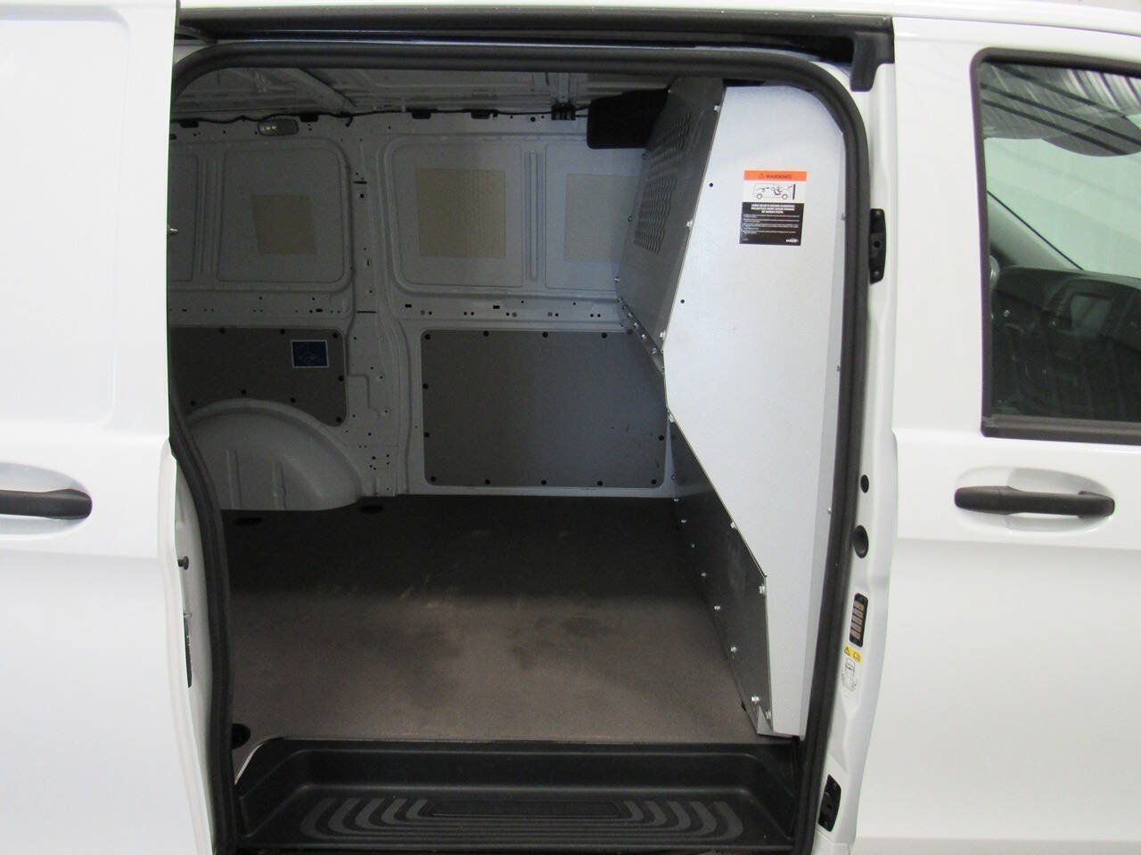 Used 2022 Mercedes-Benz Metris image 20
