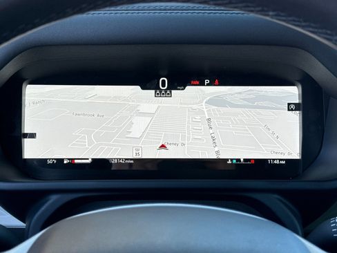 Used 2024 Land Rover Defender 110 S image 29