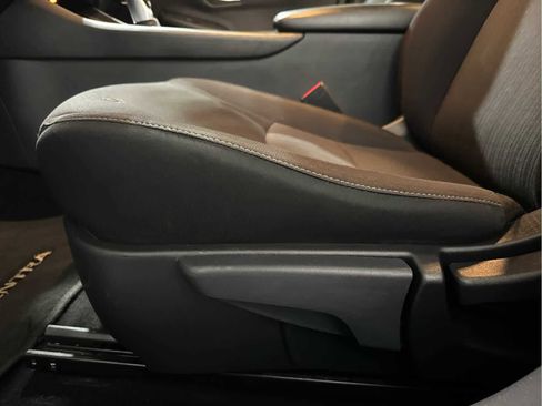 Used 2024 Nissan Sentra SV image 12